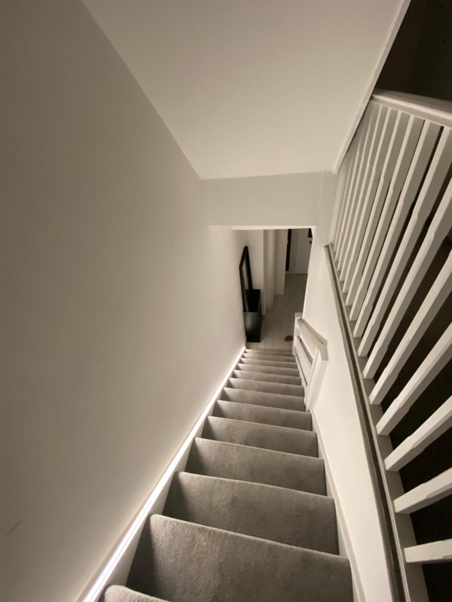 The Bay Apartment Edgware Extérieur photo